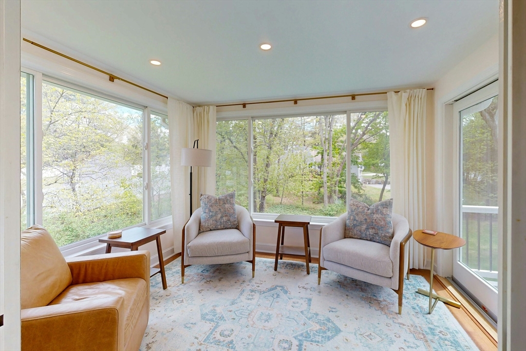 18 Emerson Rd