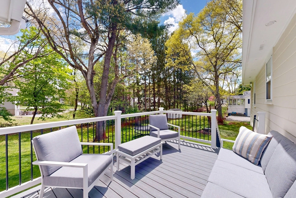 18 Emerson Rd