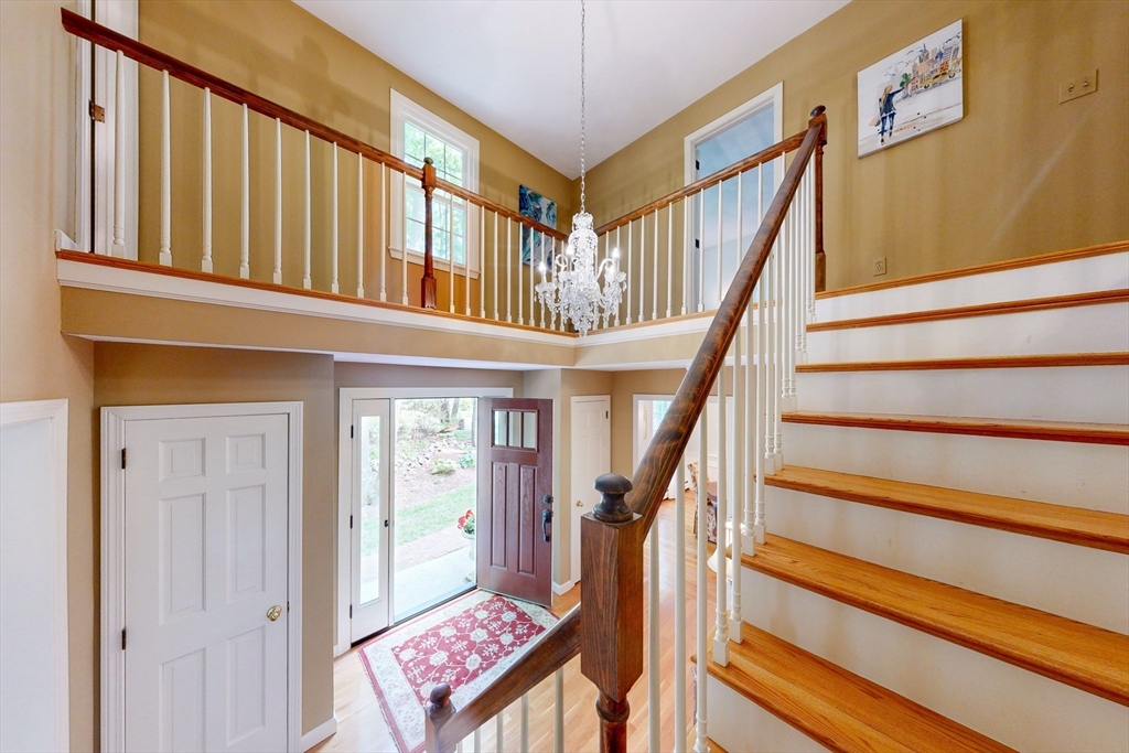 13 Garry Dr
