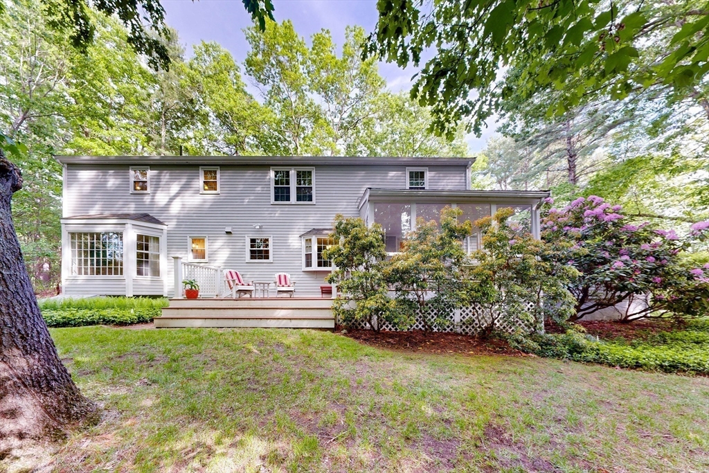 13 Garry Dr