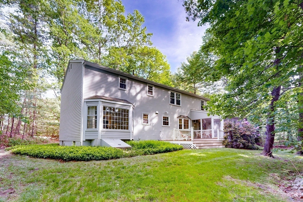 13 Garry Dr