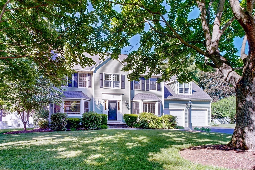 8 Bristol Ln
