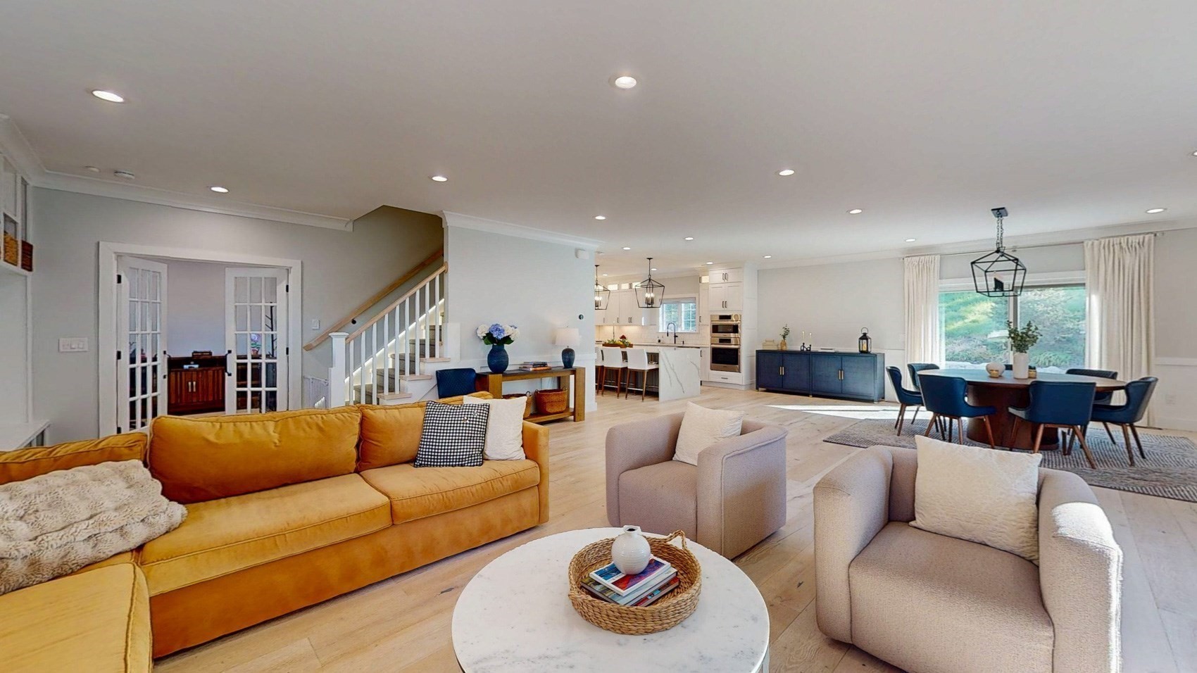 4 Lincoln Ct