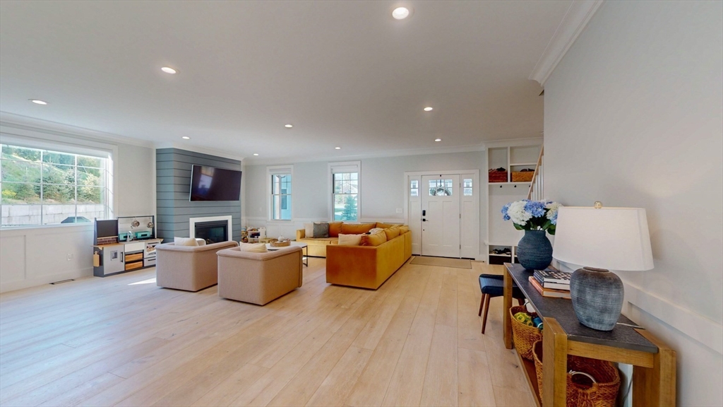 4 Lincoln Ct