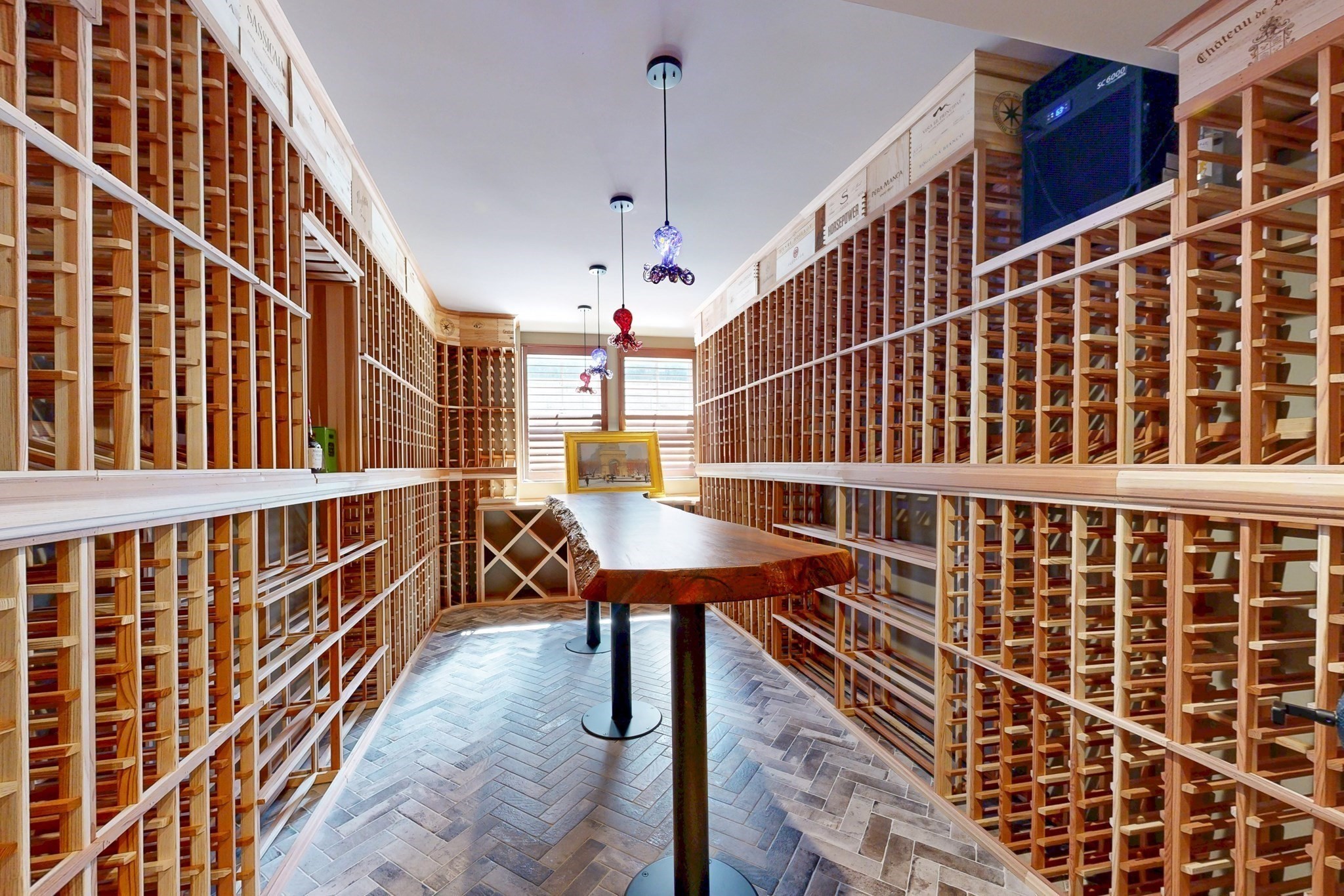 370 Grove St