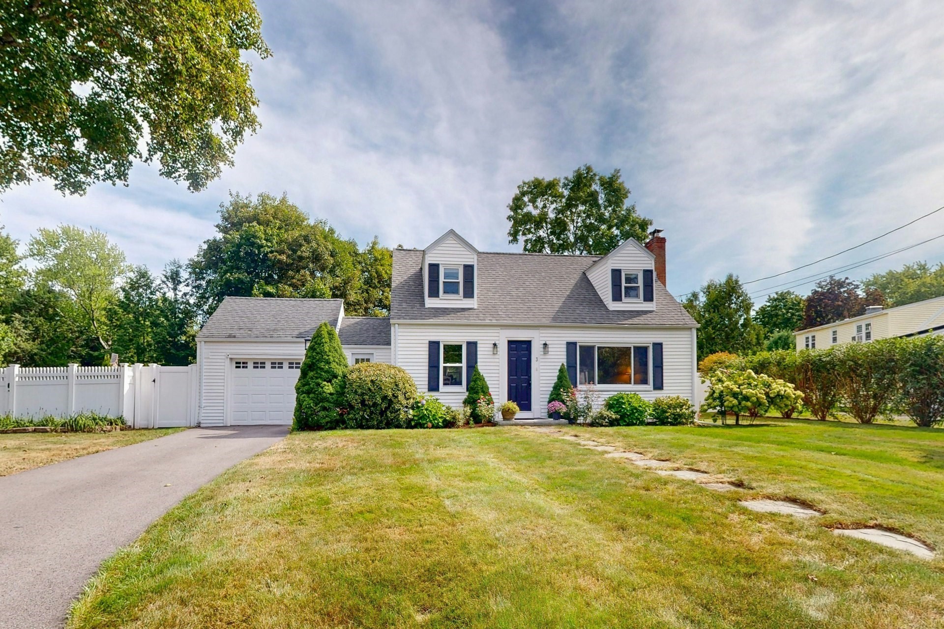 3 Remsen Ave