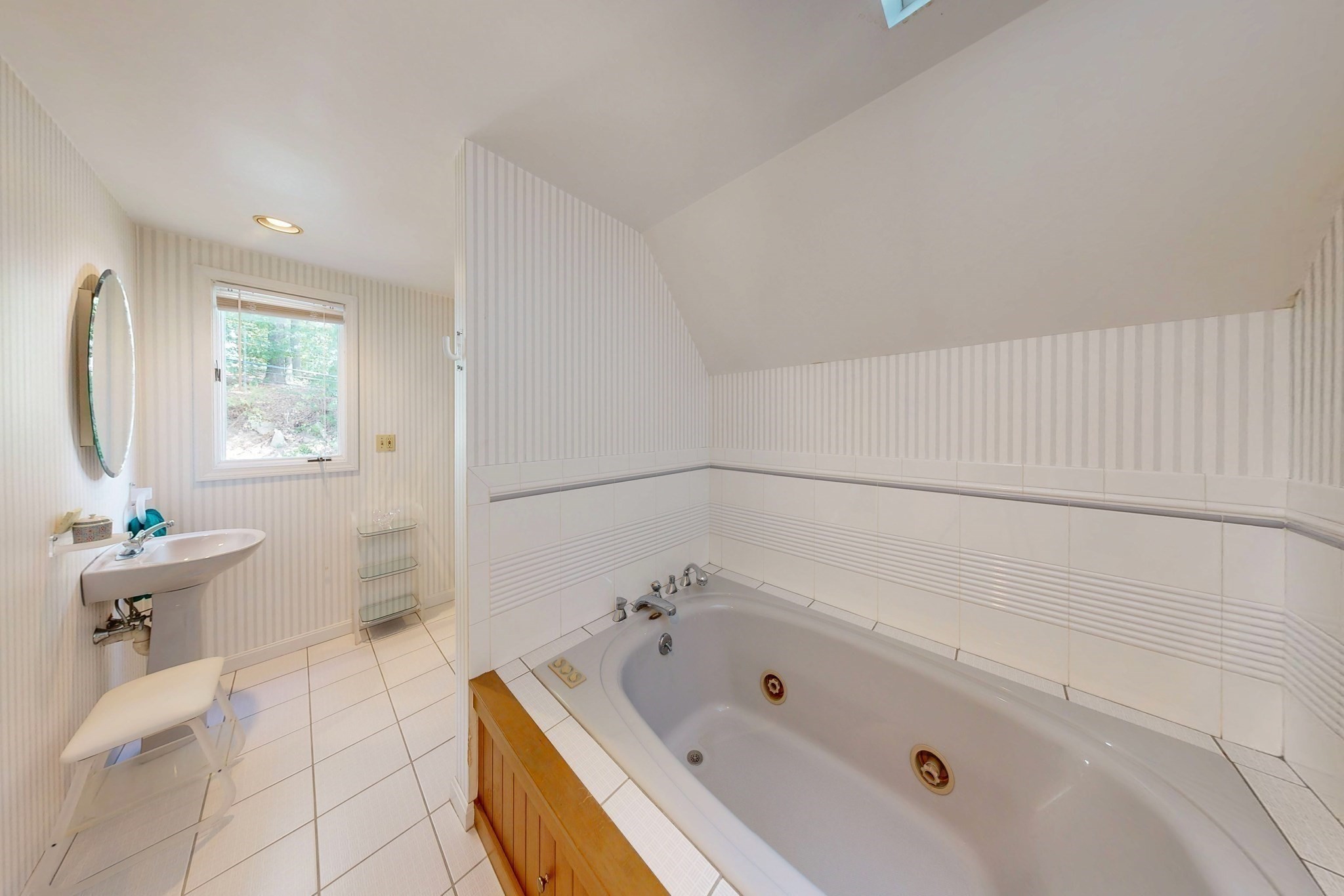 12 Downey Pl