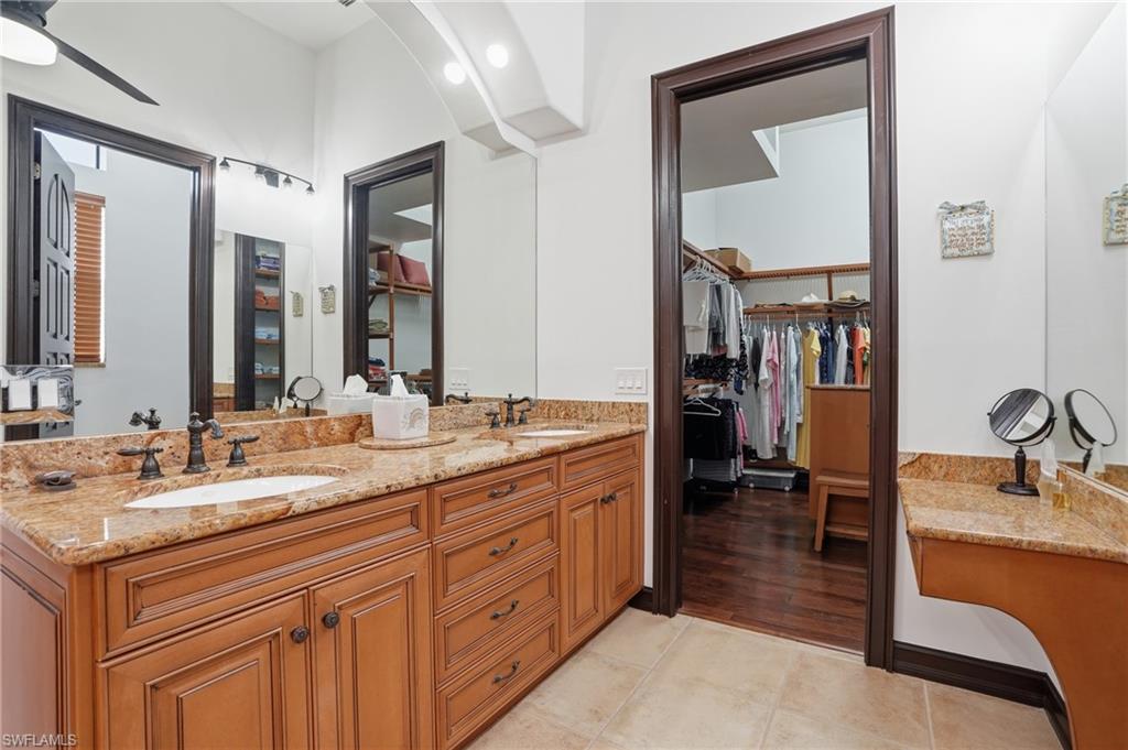1929 Palaco Grande PKWY