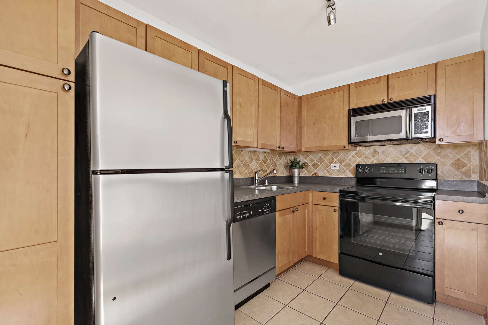655 W Irving Park Road Unit: 4313