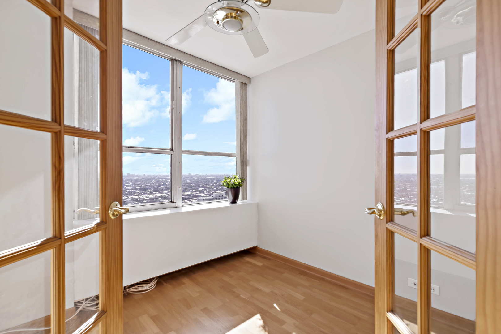 655 W Irving Park Road Unit: 4313