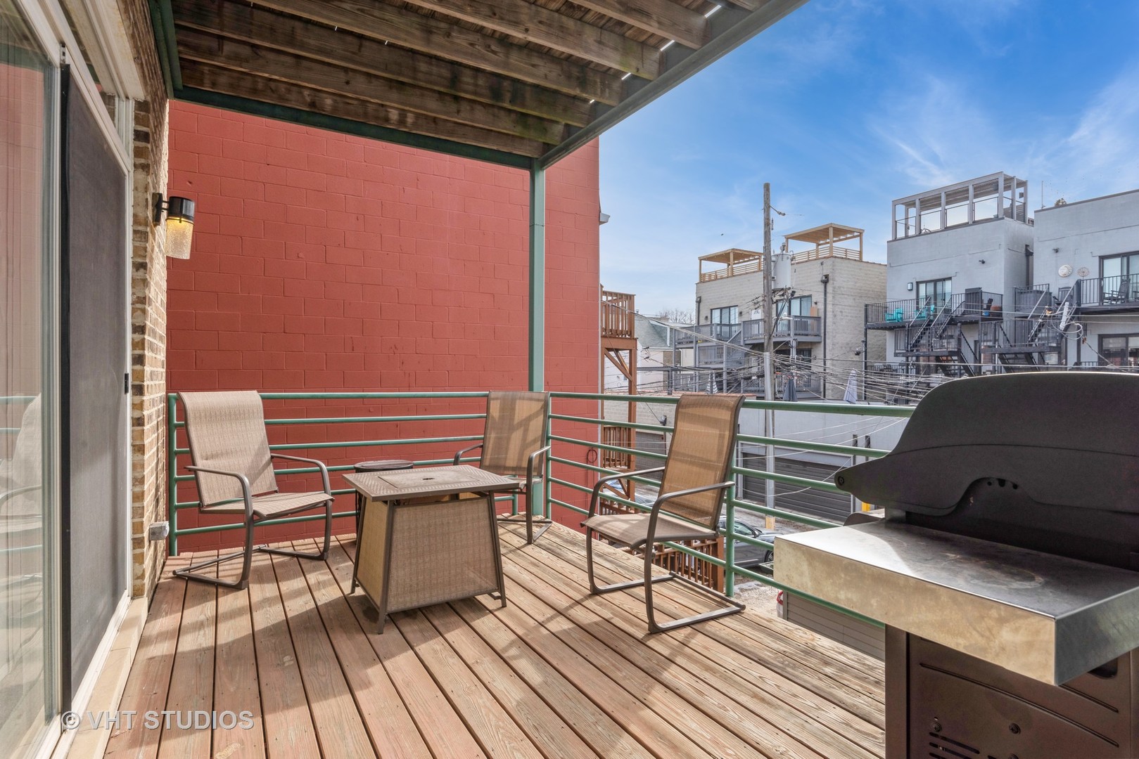 2237 W MEDILL Avenue Unit: 2