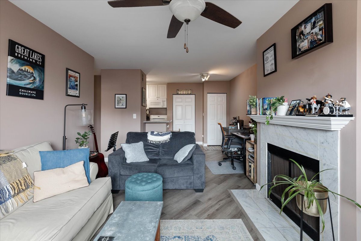 900 W Fullerton Avenue Unit: 5B