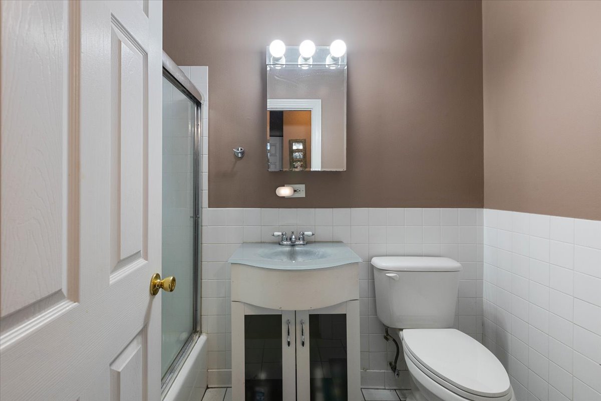 900 W Fullerton Avenue Unit: 5B