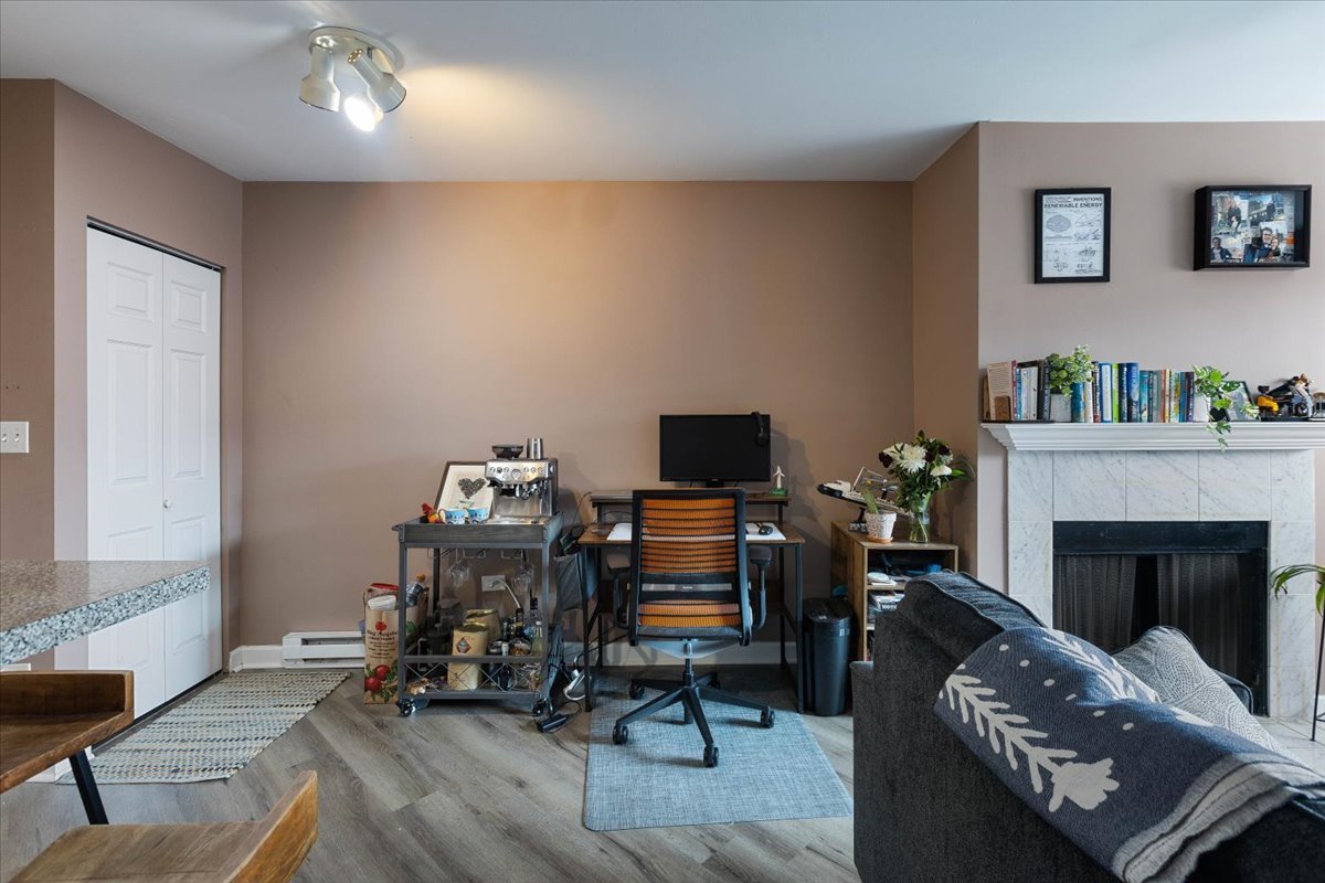 900 W Fullerton Avenue Unit: 5B