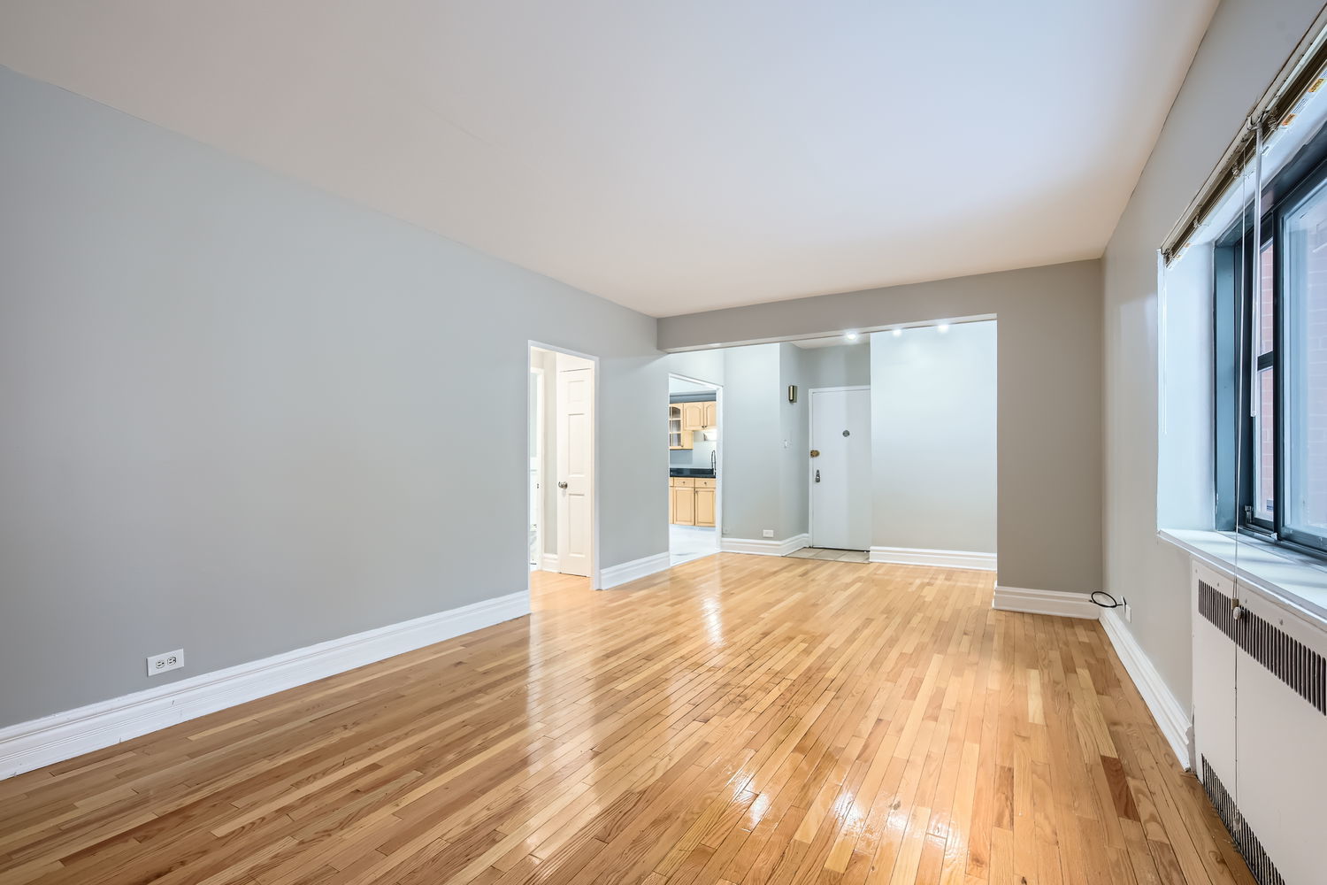 5052 N Marine Drive Unit: D1