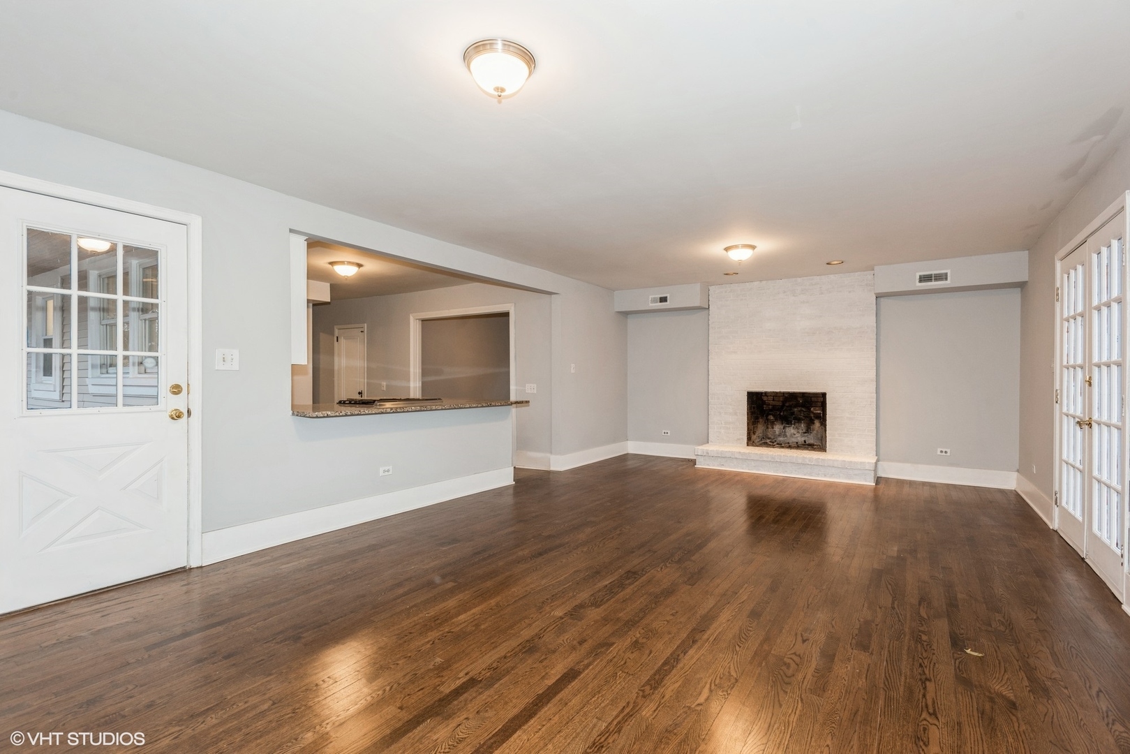 261 N Evergreen Avenue