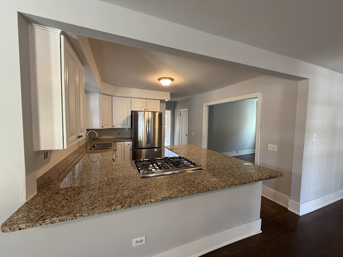 261 N Evergreen Avenue