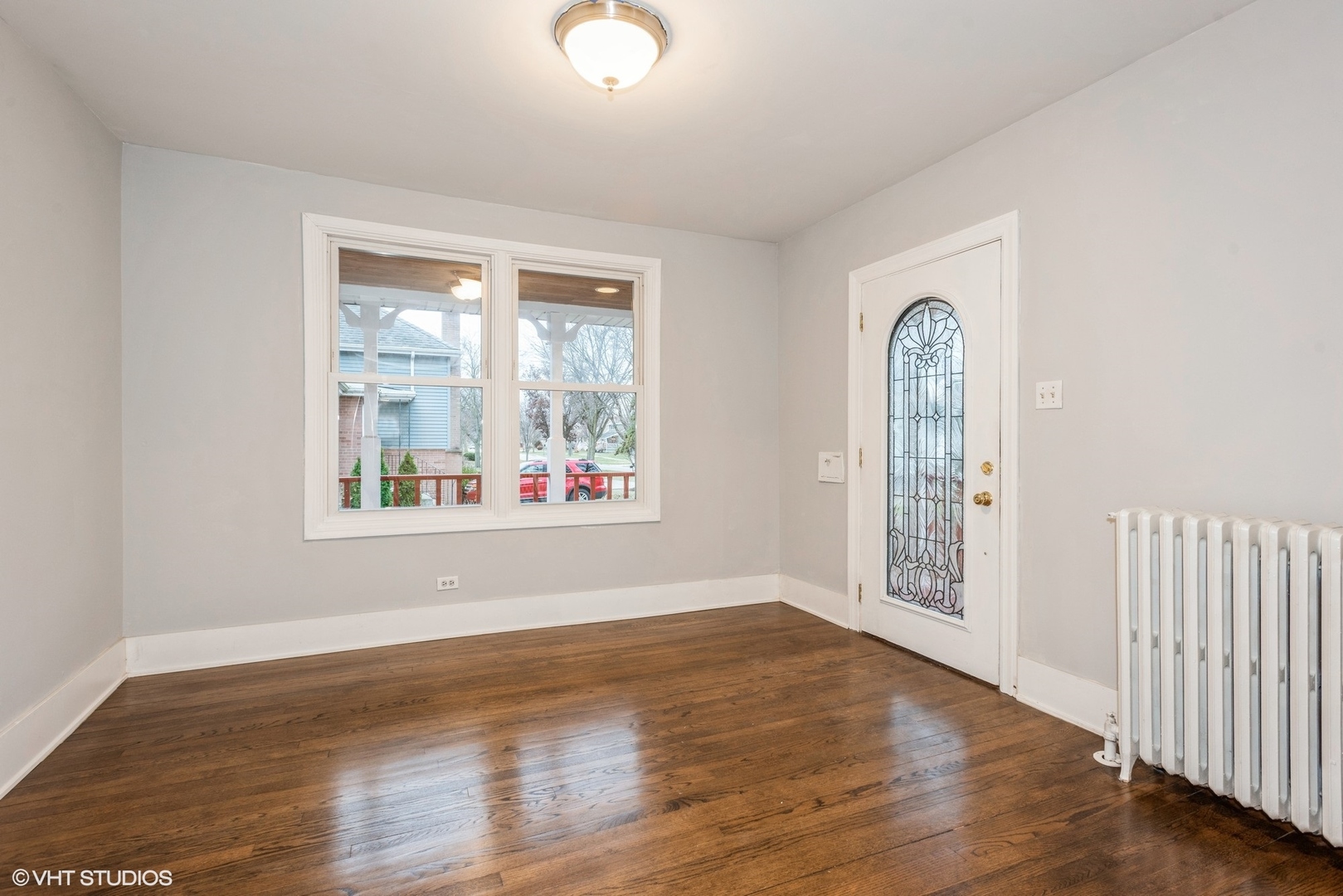 261 N Evergreen Avenue