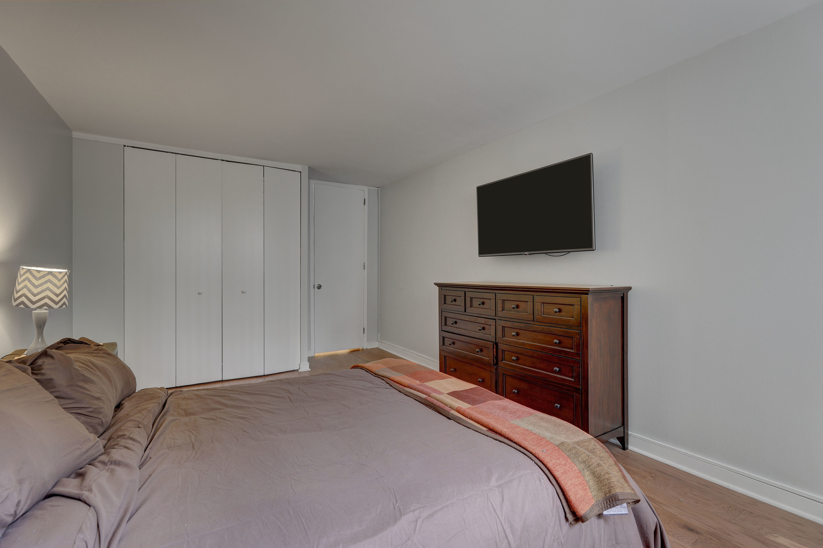 2941 S Michigan Avenue Unit: 305