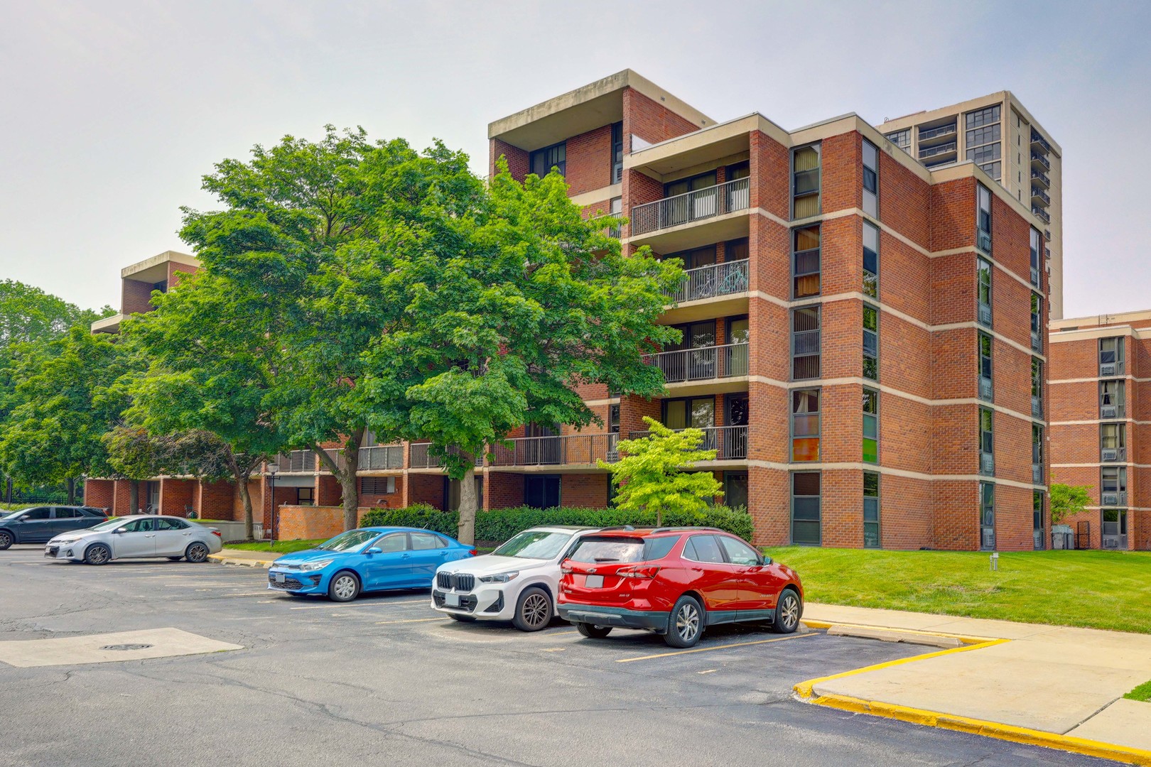 2941 S Michigan Avenue Unit: 305