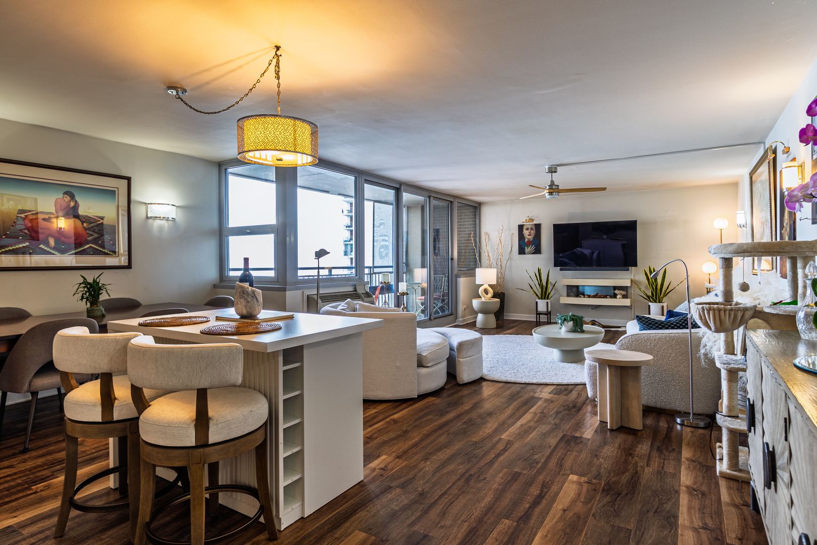 6145 N Sheridan Road Unit: 12D