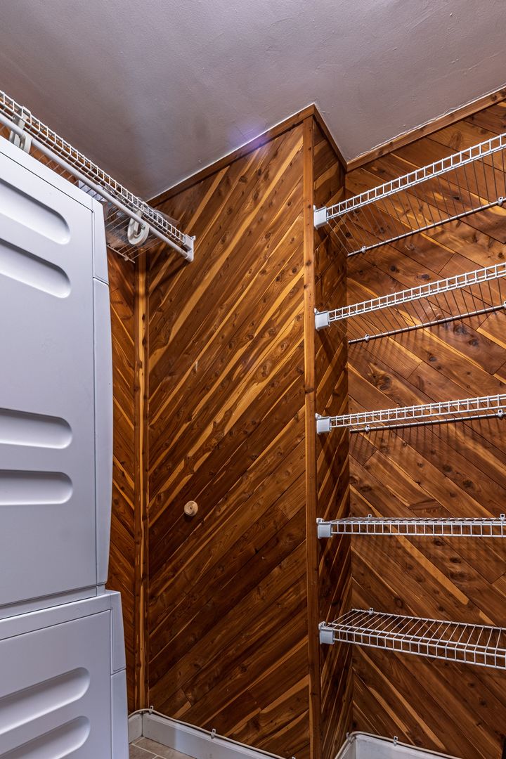 6145 N Sheridan Road Unit: 12D