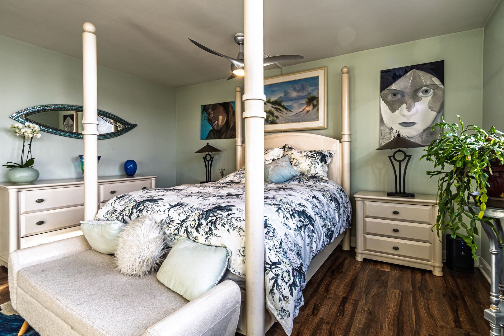 6145 N Sheridan Road Unit: 12D