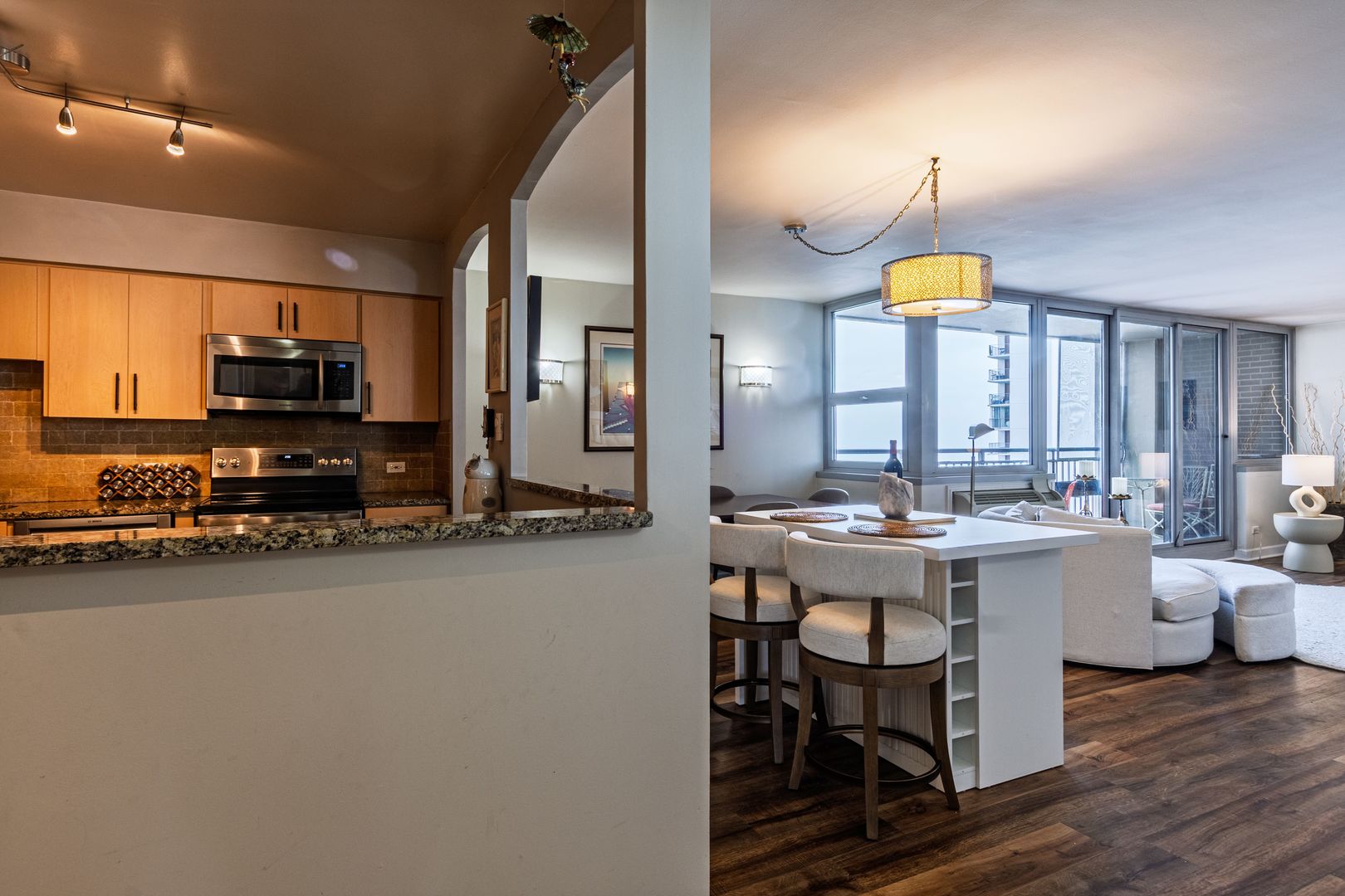 6145 N Sheridan Road Unit: 12D