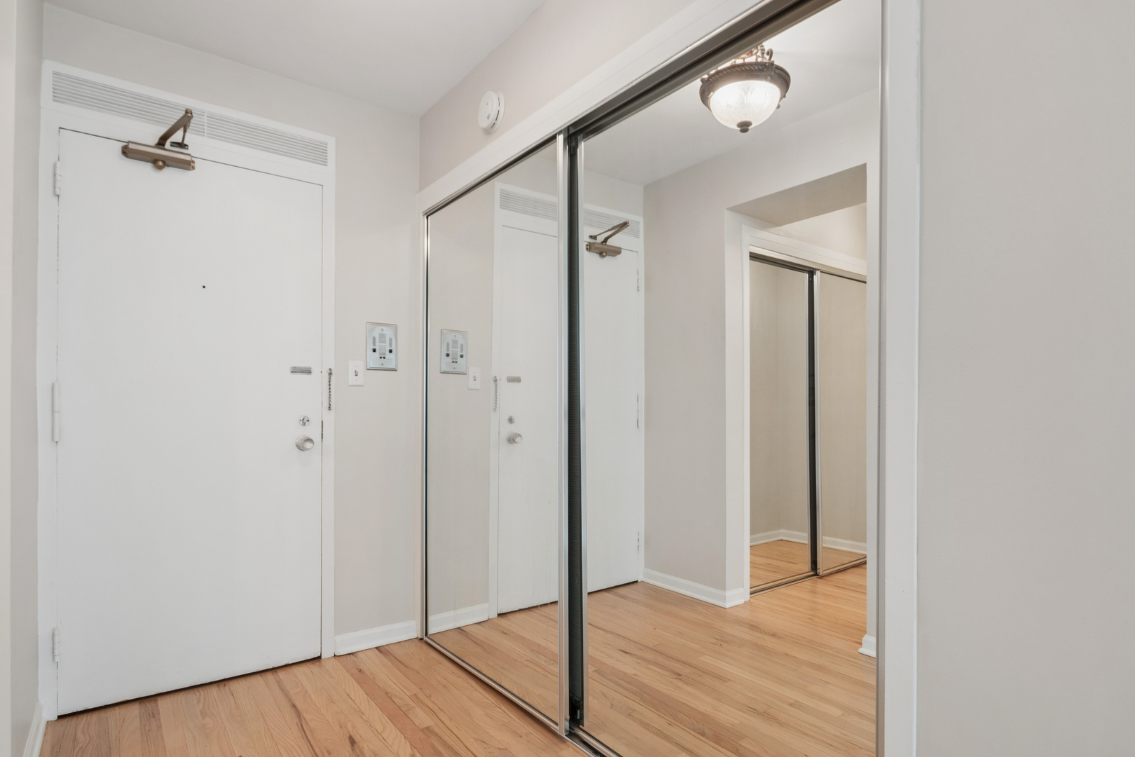 3600 N Lake Shore Drive Unit: 523