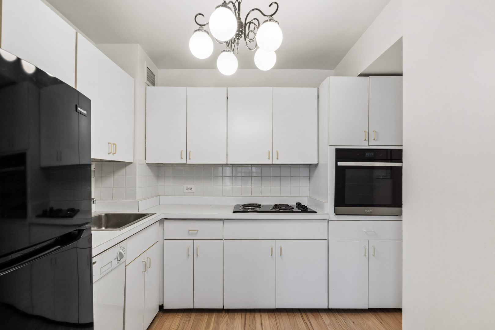 3600 N Lake Shore Drive Unit: 523