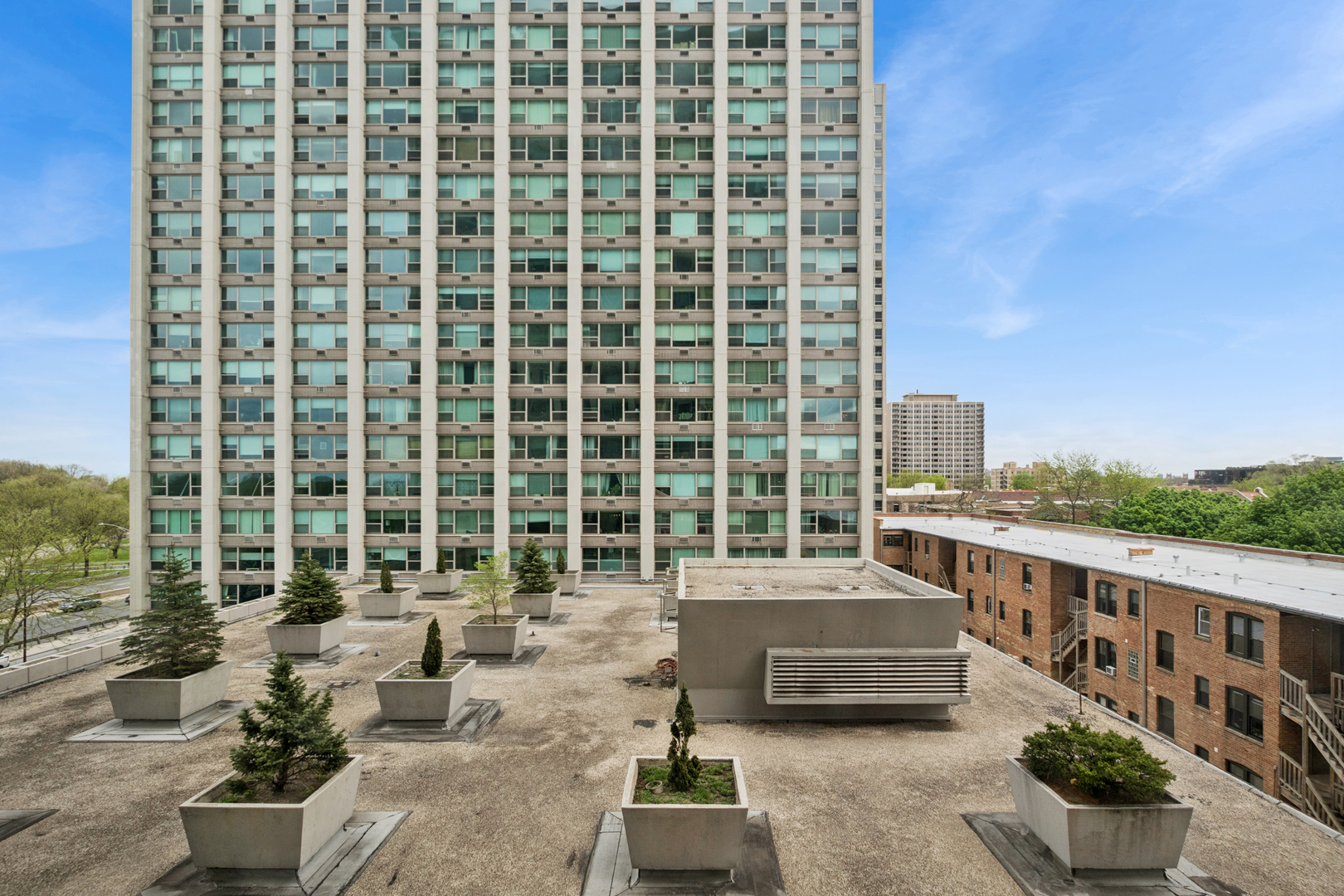 3600 N Lake Shore Drive Unit: 523