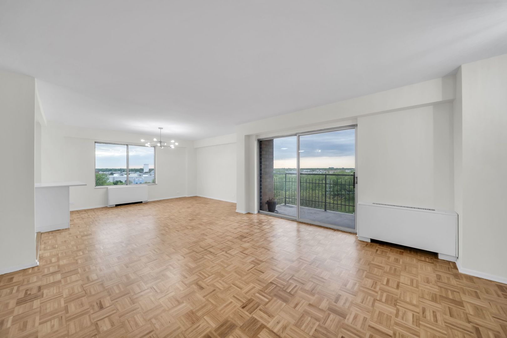 7033 N KEDZIE Avenue Unit: 815