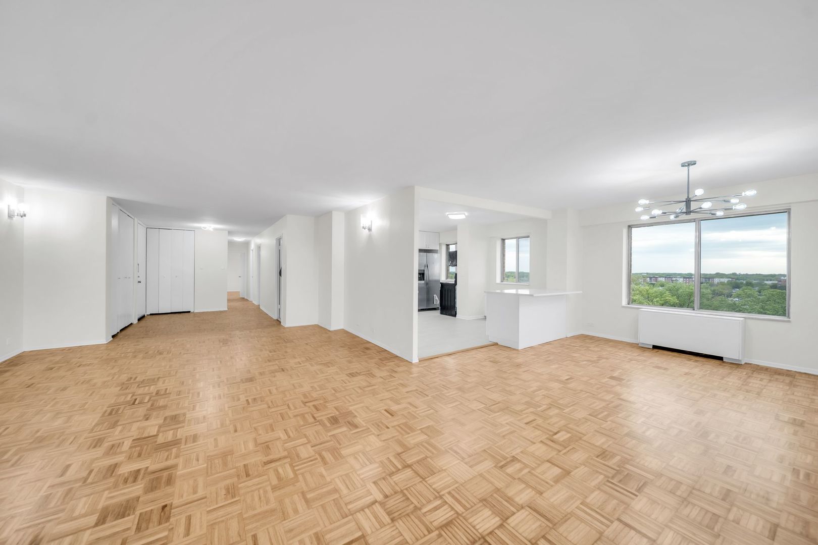 7033 N KEDZIE Avenue Unit: 815
