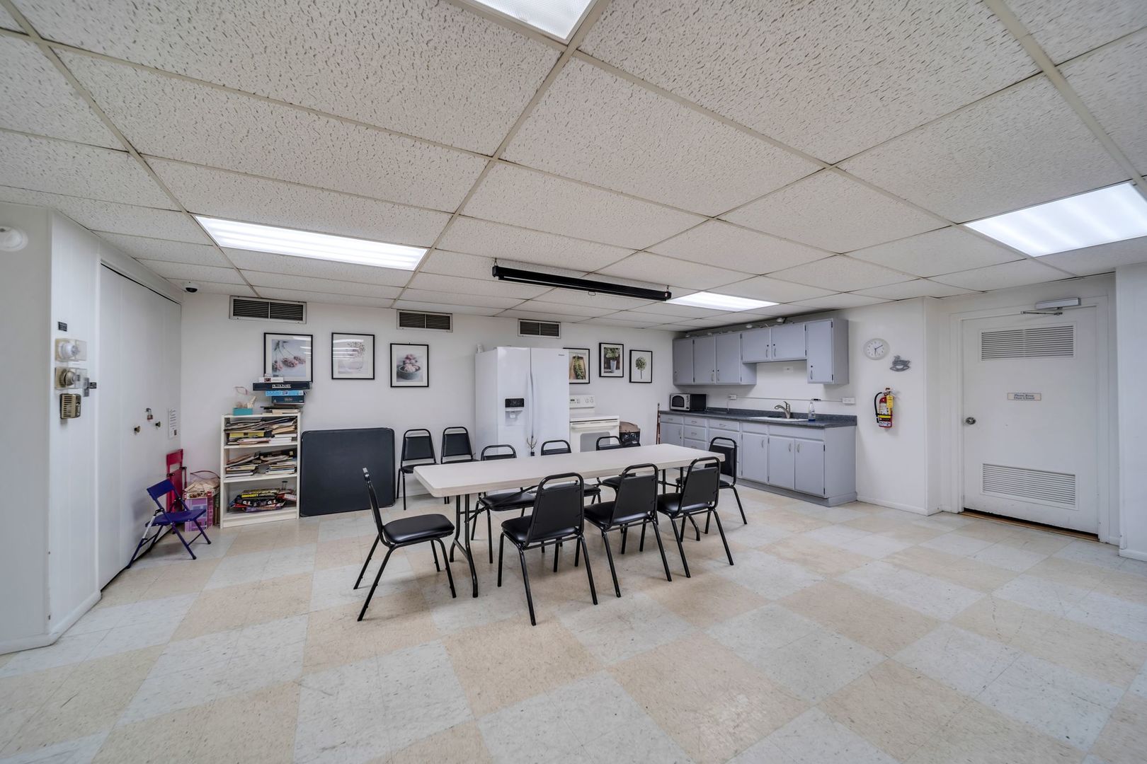 7033 N KEDZIE Avenue Unit: 815
