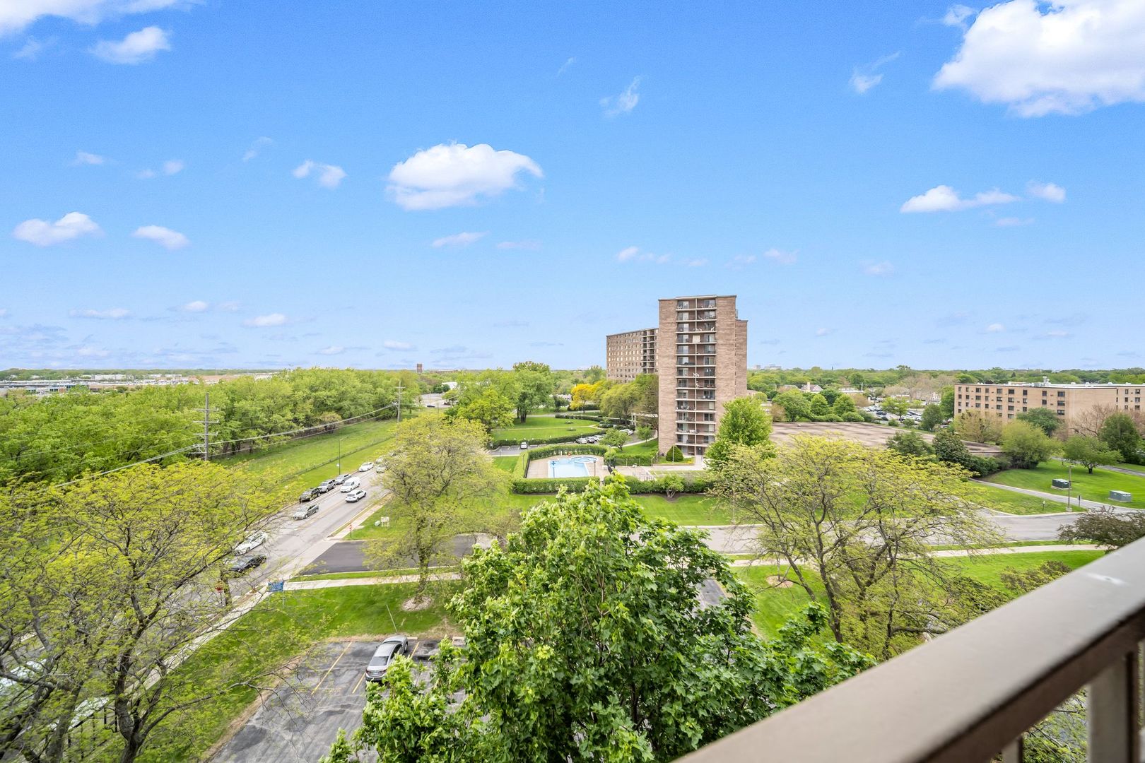 7033 N KEDZIE Avenue Unit: 815