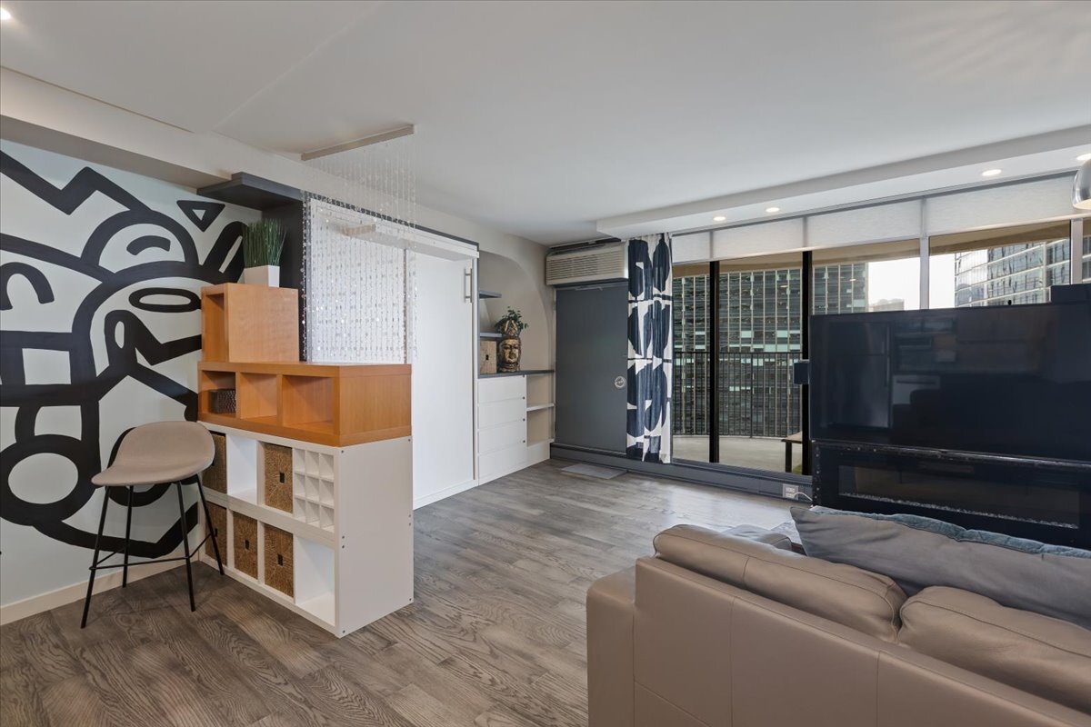 300 N State Street Unit: 4326