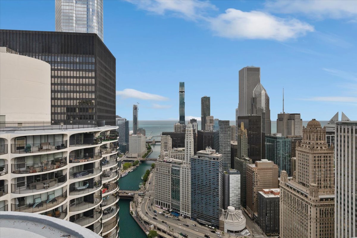 300 N State Street Unit: 4326