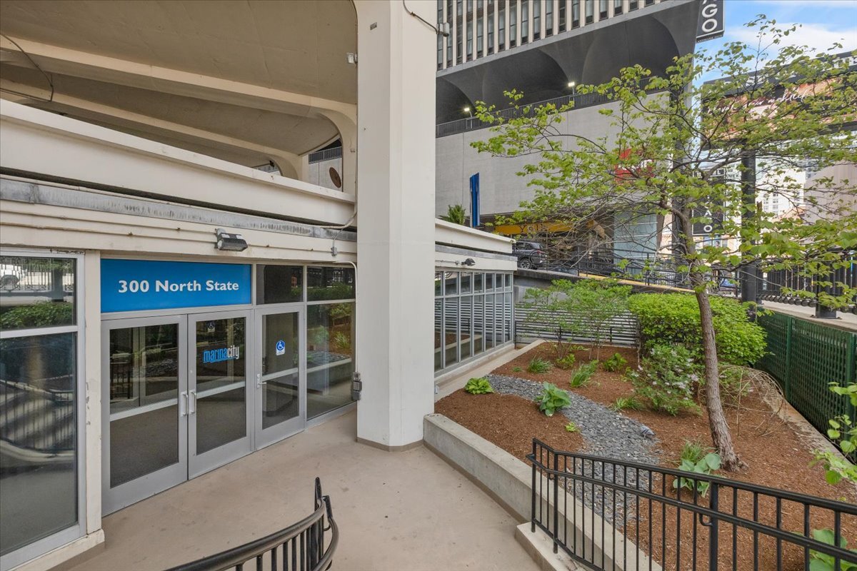 300 N State Street Unit: 4326