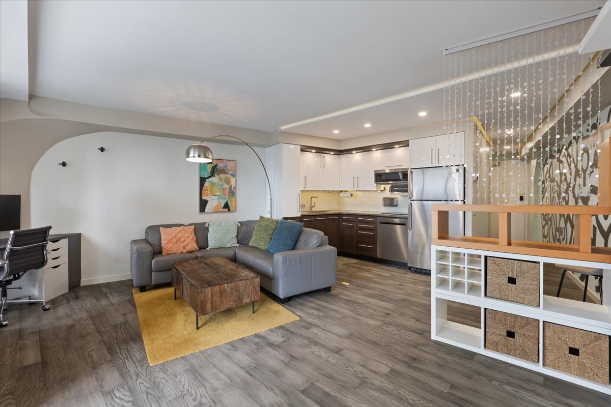 300 N State Street Unit: 4326