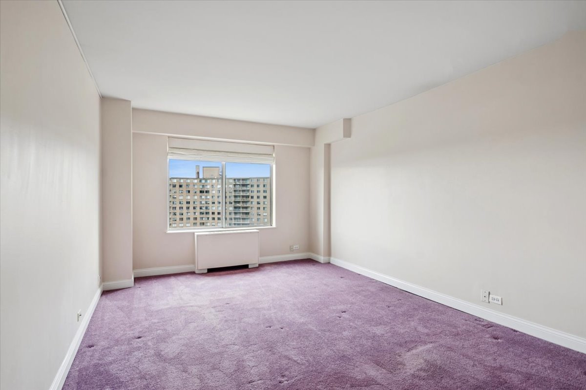 7033 N Kedzie Avenue Unit: 1410
