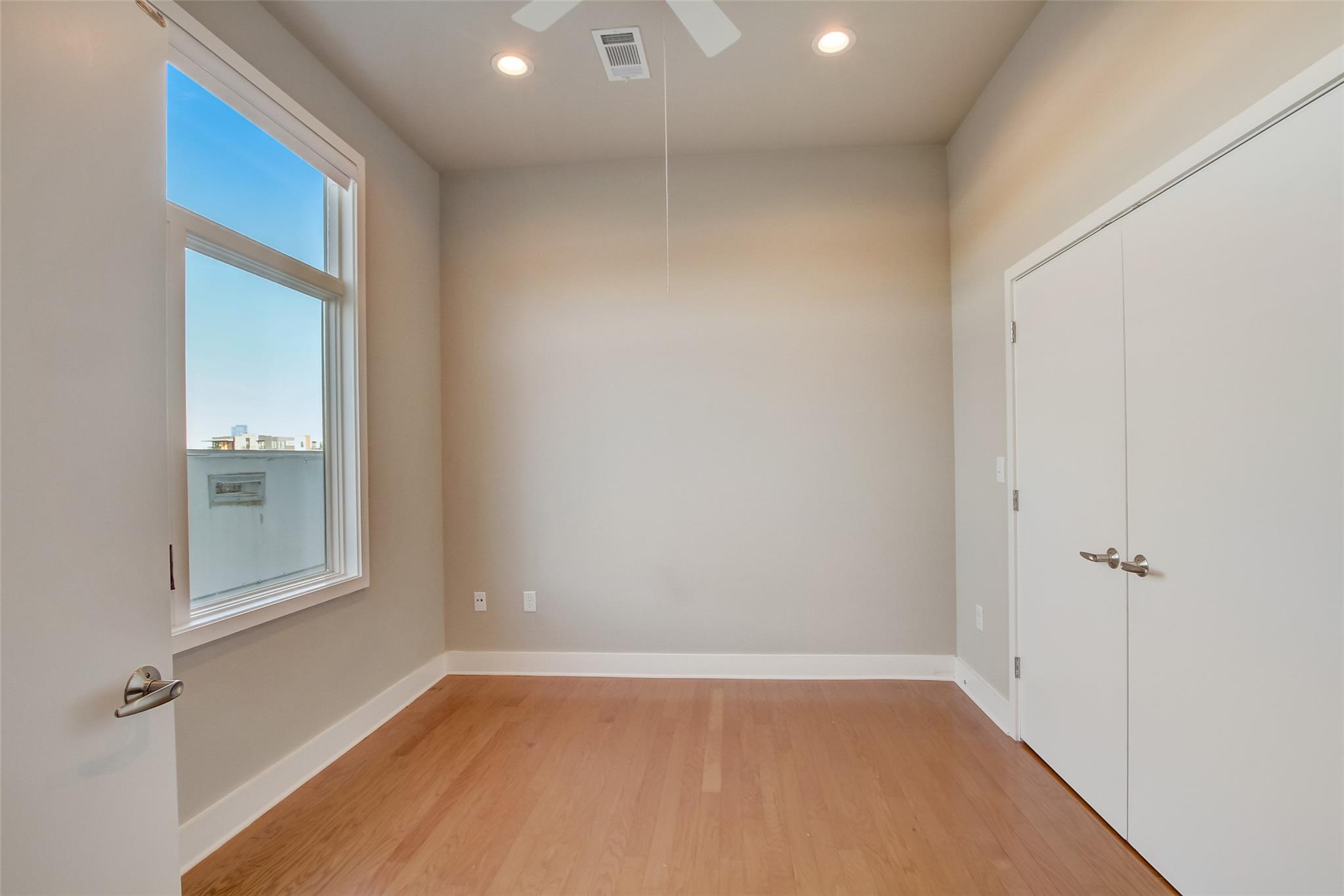 1702 S Lamar BLVD # 11