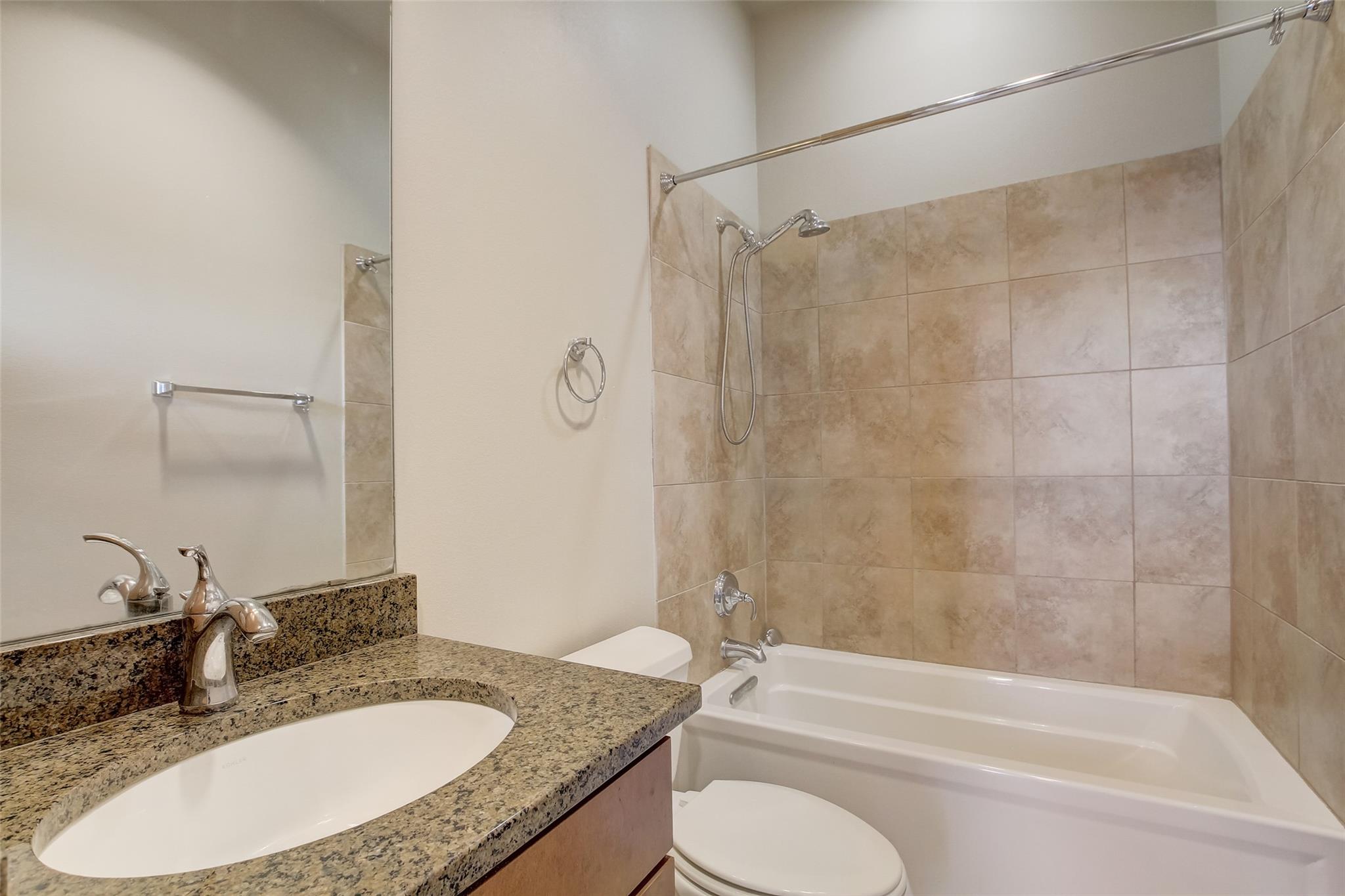 1702 S Lamar BLVD # 11