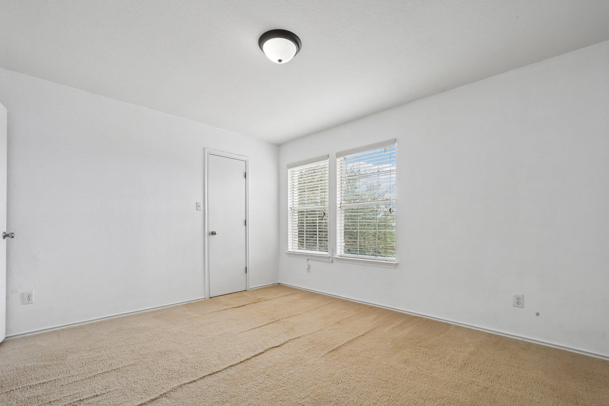 263 Quarter Ave