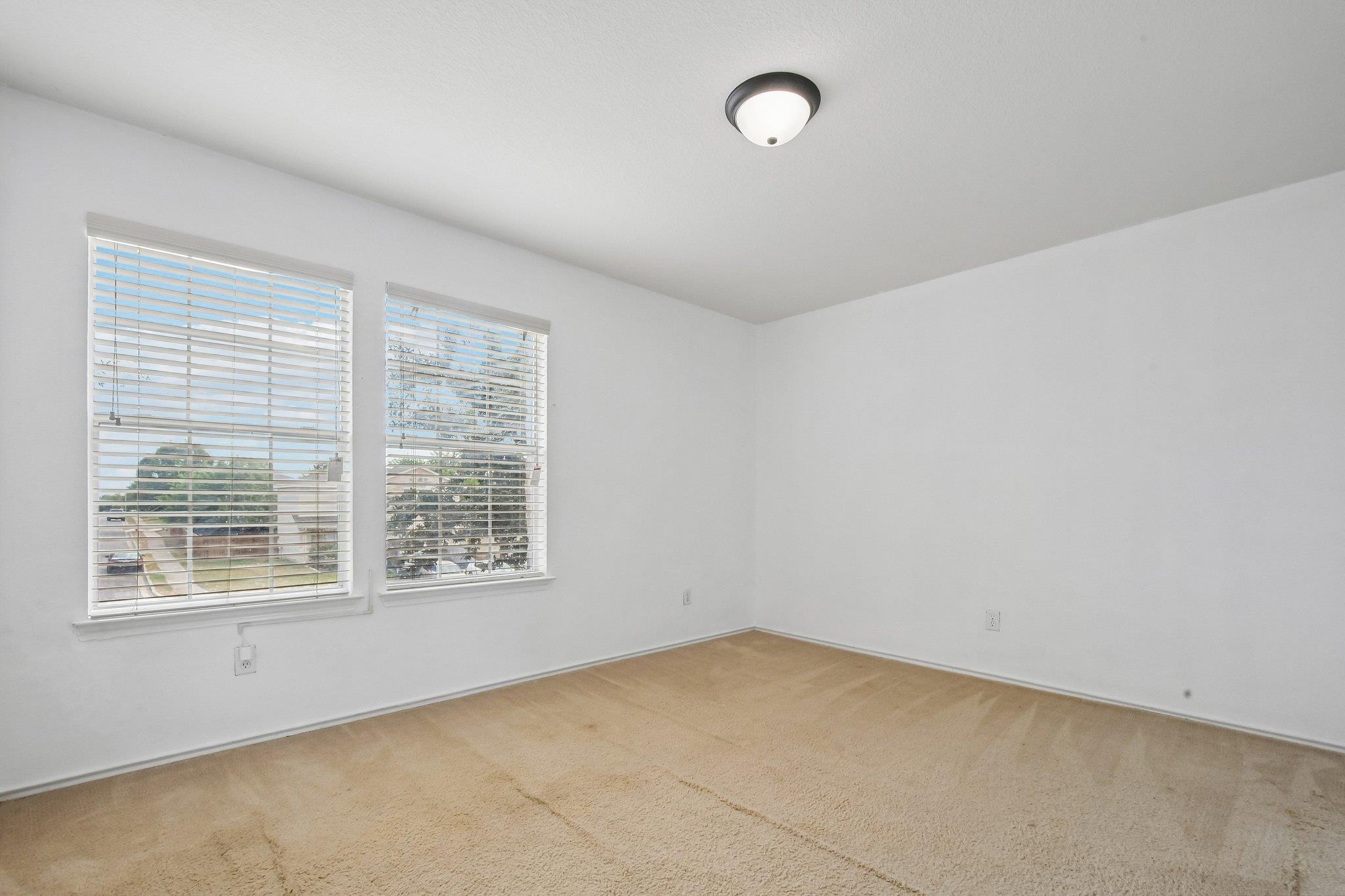 263 Quarter Ave