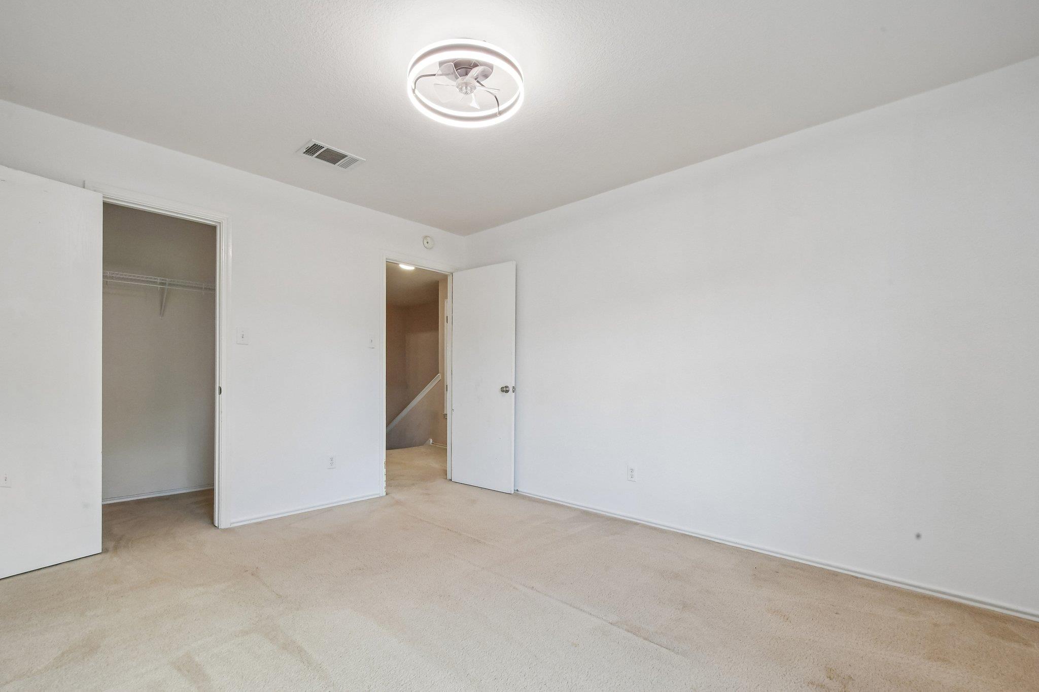 263 Quarter Ave