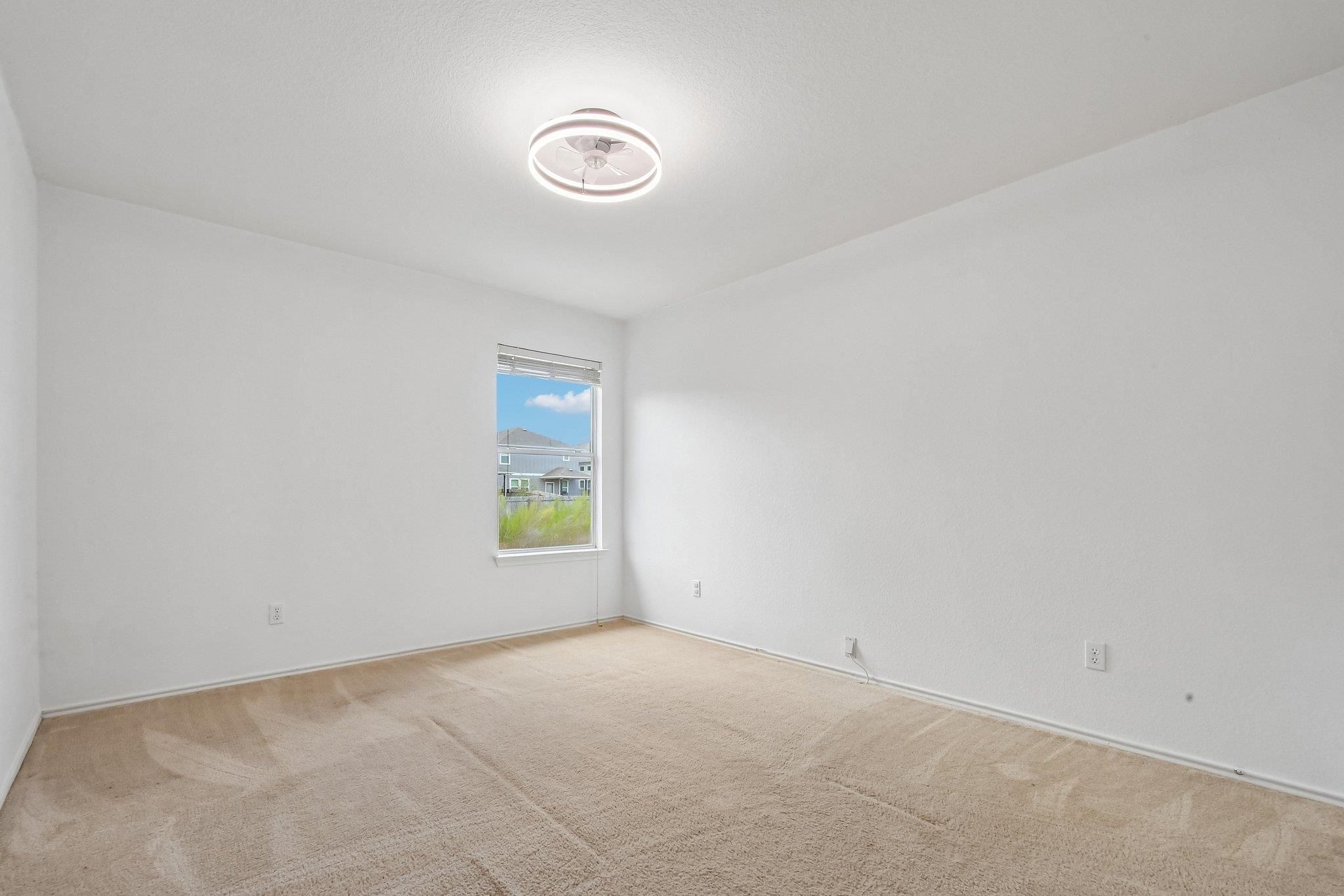 263 Quarter Ave