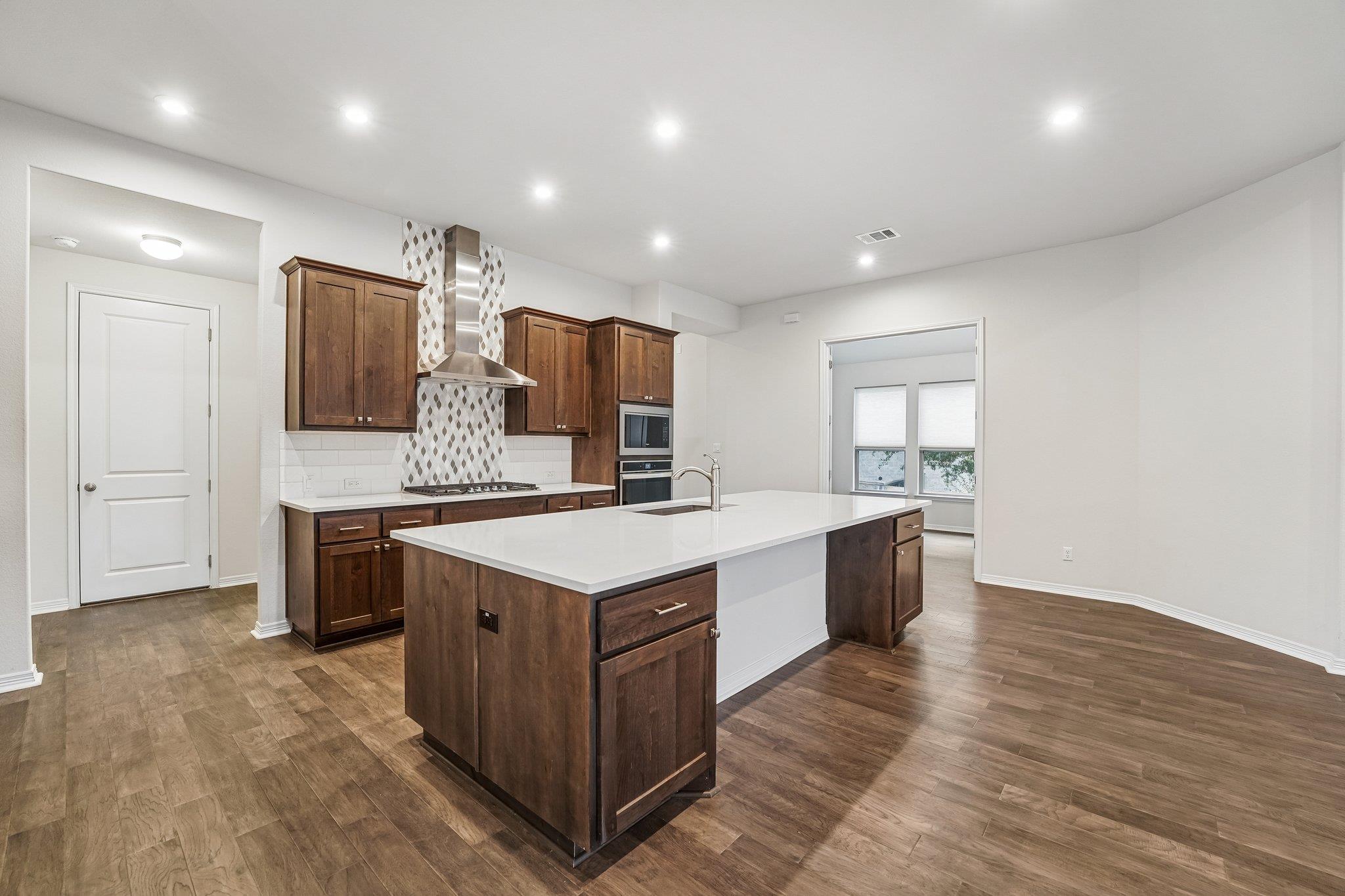 207 Mineral River LOOP