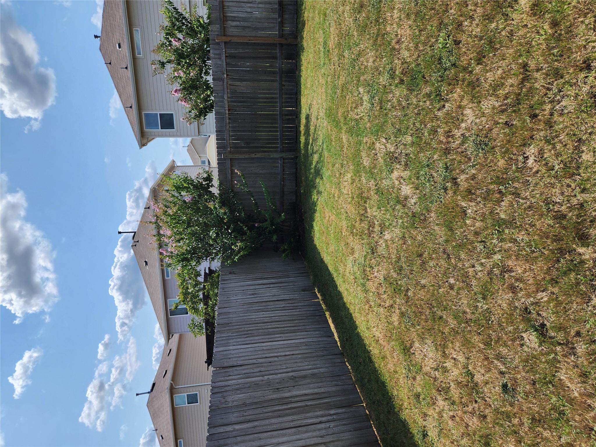 10712 Blacket DR