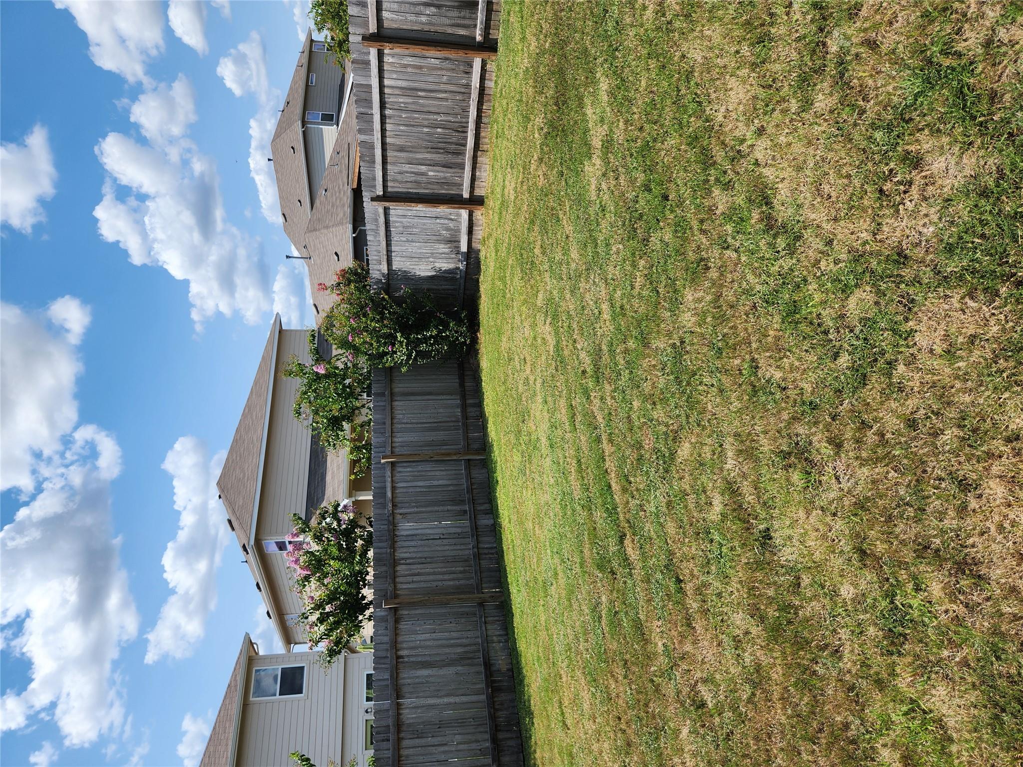 10712 Blacket DR