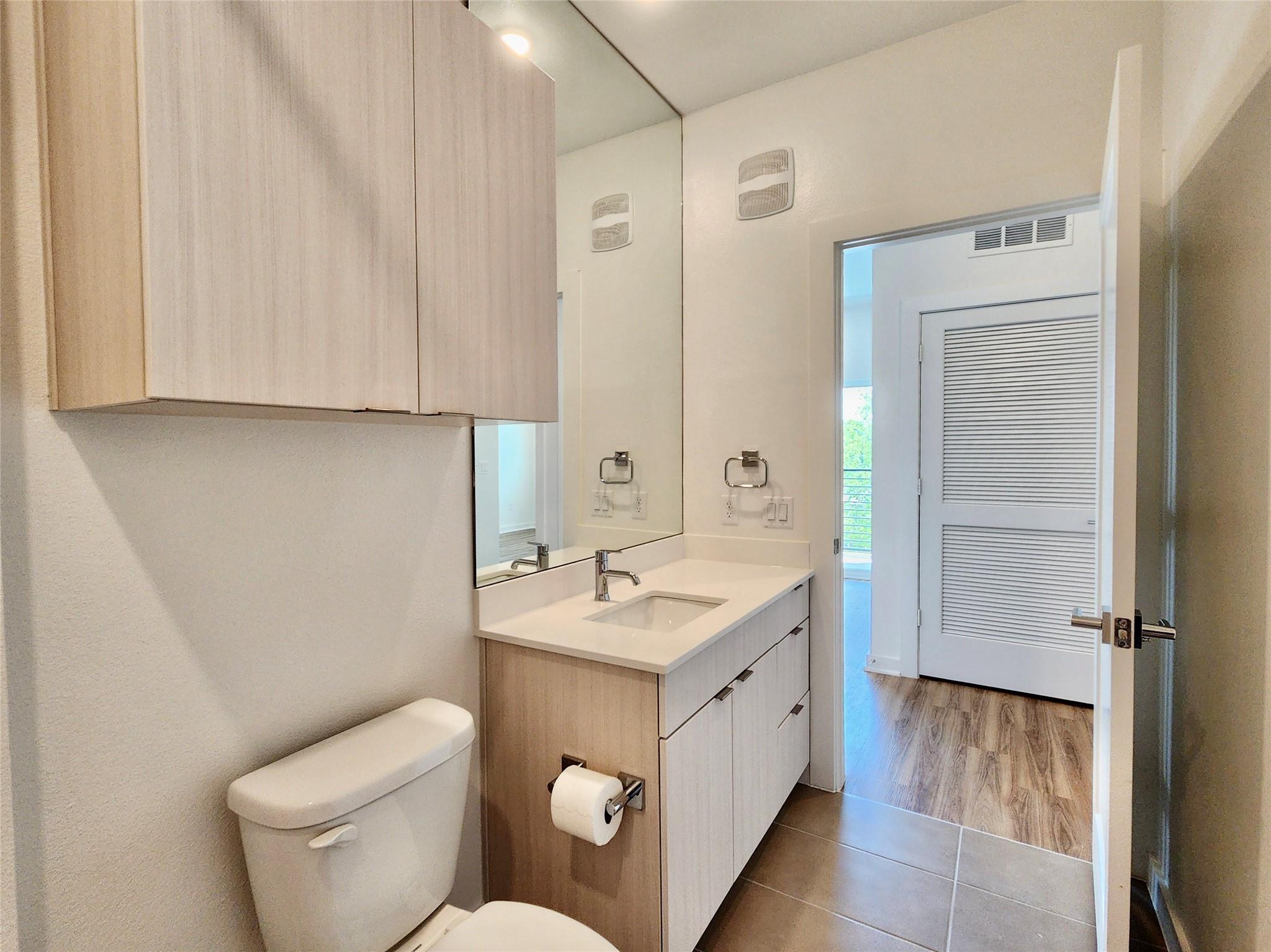 4802 S Congress Ave # 208